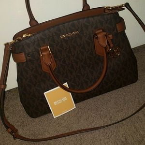 Kors Michael Kors LYNN CROSSBODY BAG ; BRW